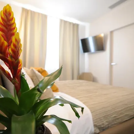 Garda Room-2
